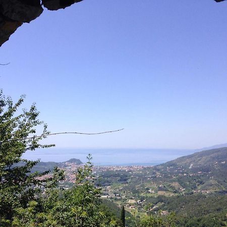 The House In The Green Affitta Camere Casarza Ligure Bagian luar foto